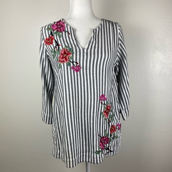 Soft Surroundings Embroidered Floral Boho Beachy Summer Tunic Stripe Top Medium - Picture 1 of 15